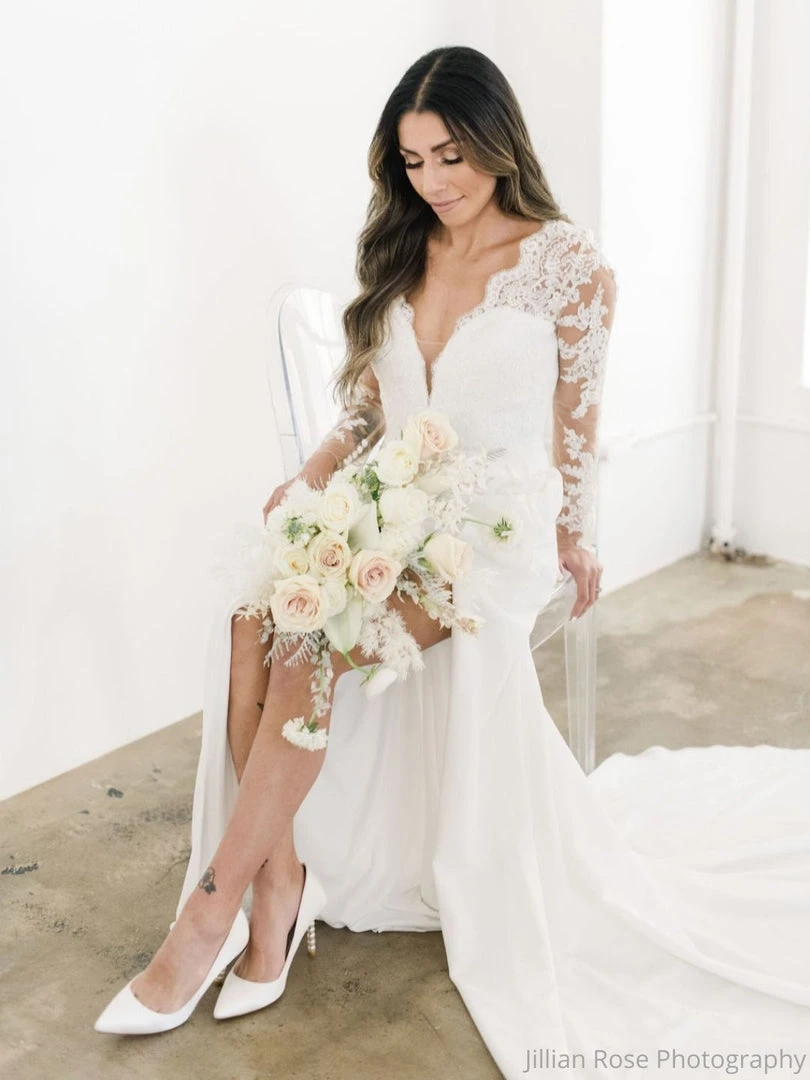 AUDREY IVORY Ivory Pumps With Pearl & Gold Ring Heels Wedding 8 AUDREY IVORY Ivory Pumps With Pearl & Gold Ring Heels Wedding