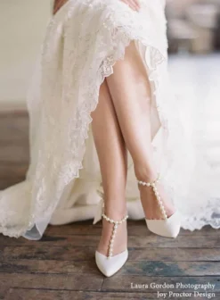 LISBETH Wedding Shoes With Pearls And Bows